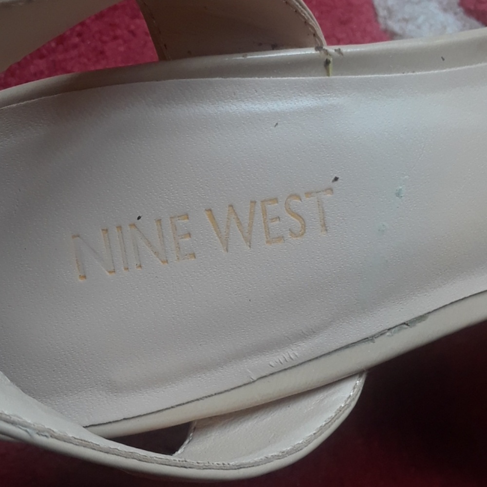Shoes - Picture 6 of 6